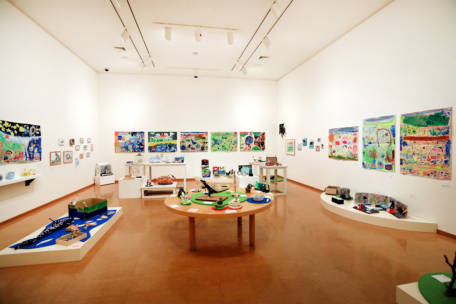 027.展示会場